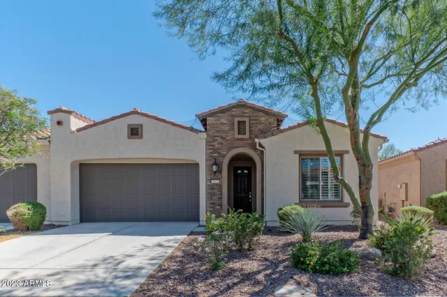 MLS: 6612627 Condo For Sale