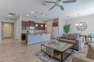 Photo #4: 6612627 Listing 