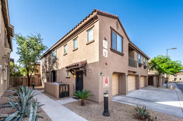 MLS: 6612651 Condo For Sale