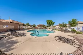 Photo #6: 6612651 Listing