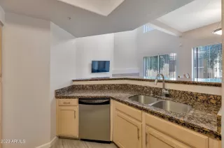 Photo #2: 6612682 Listing 