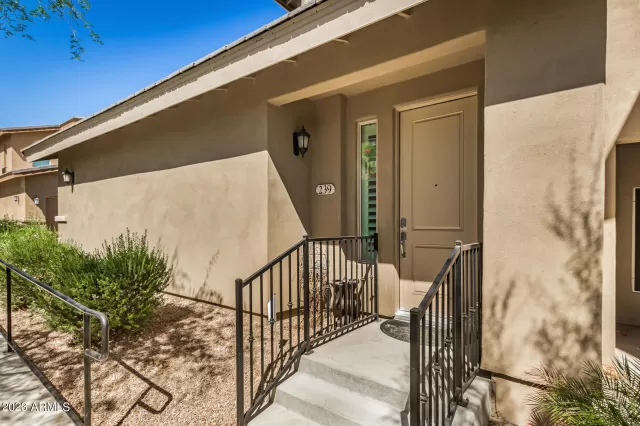 MLS: 6612877 Condo For Sale