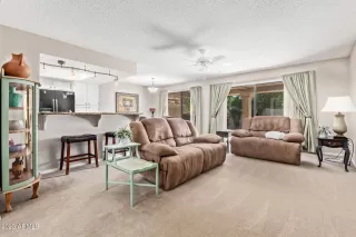 Photo #1: 6612959 Listing