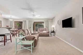 Photo #2: 6612959 Listing