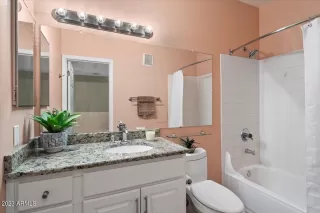 Photo #6: 6613031 Listing