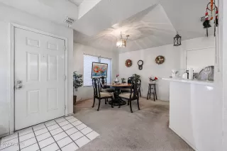 Photo #5: 6613263 Listing