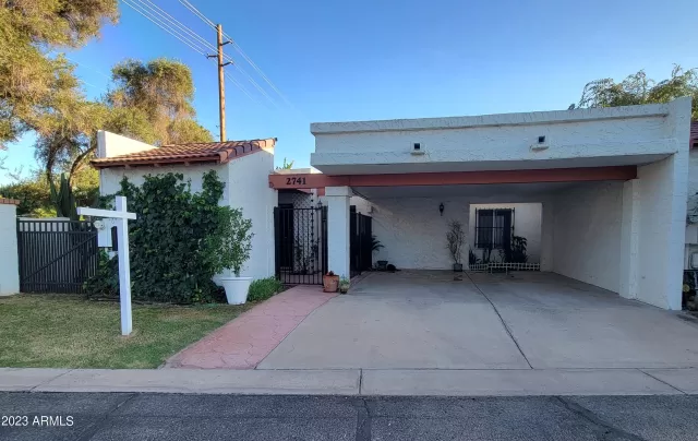 MLS: 6613268 Condo For Sale