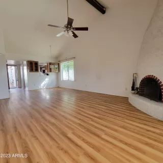 Photo #3: 6613268 Listing