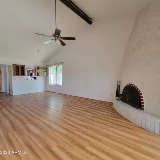 Photo #4: 6613268 Listing