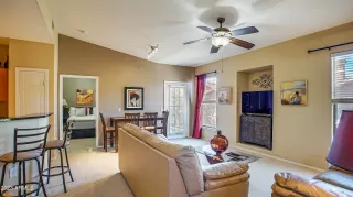 Photo #5: 6613351 Listing 