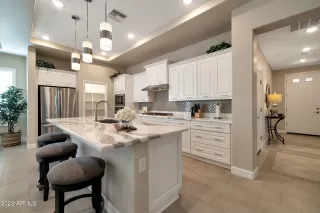 Photo #1: 6613353 Listing 