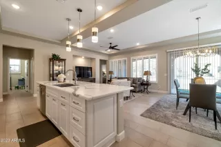 Photo #4: 6613353 Listing 