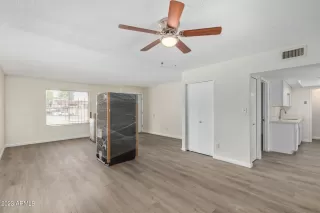 Photo #5: 6613462 Listing 