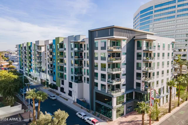 MLS: 6613798 Condo For Sale