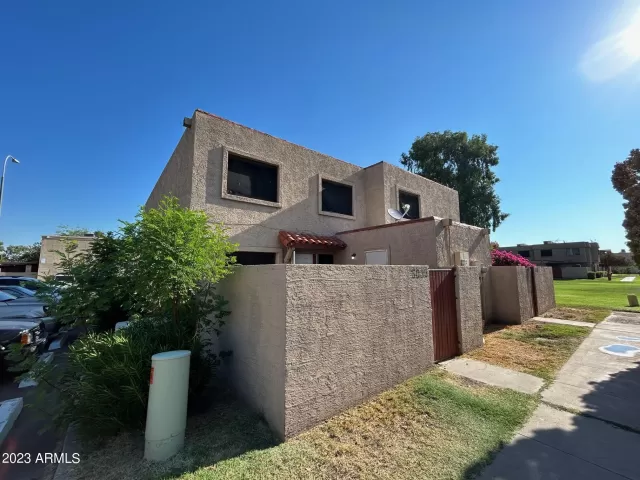 MLS: 6614015 Condo For Sale