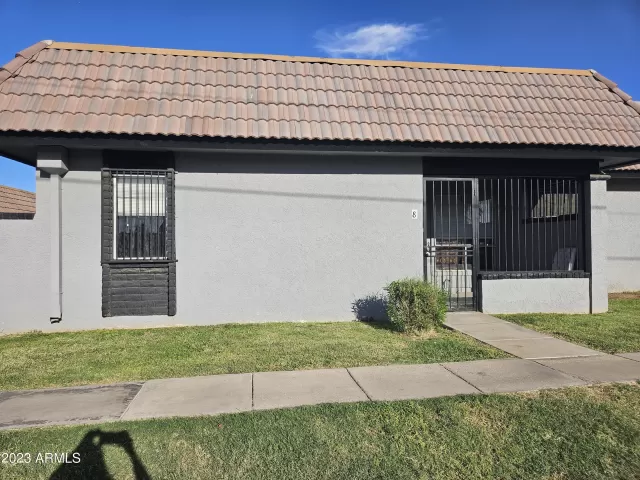 MLS: 6614160 Condo For Sale