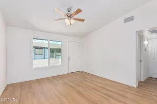 Photo #3: 6614183 Listing