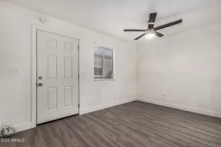 Photo #3: 6614192 Listing