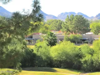 Photo #6: 6614472 Listing 