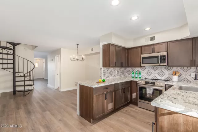 MLS: 6614547 Condo For Sale