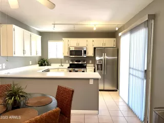 Photo #2: 6614569 Listing