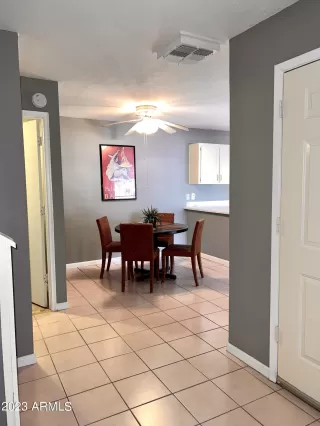 Photo #4: 6614569 Listing