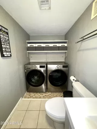 Photo #6: 6614569 Listing