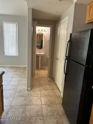 Photo #5: 6614580 Listing