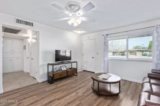Photo #3: 6614648 Listing 