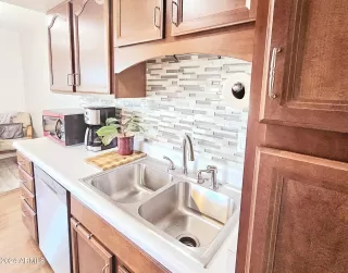 Photo #4: 6614713 Listing