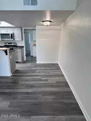 Photo #4: 6614776 Listing 