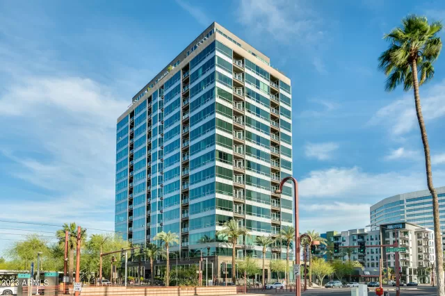 MLS: 6614907 Condo For Sale