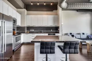 Photo #6: 6614907 Listing 