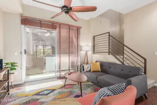 Photo #3: 6614931 Listing