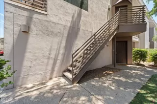 Photo #2: 6614945 Listing 