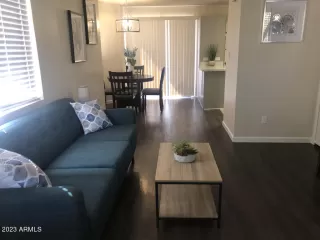 Photo #4: 6615039 Listing