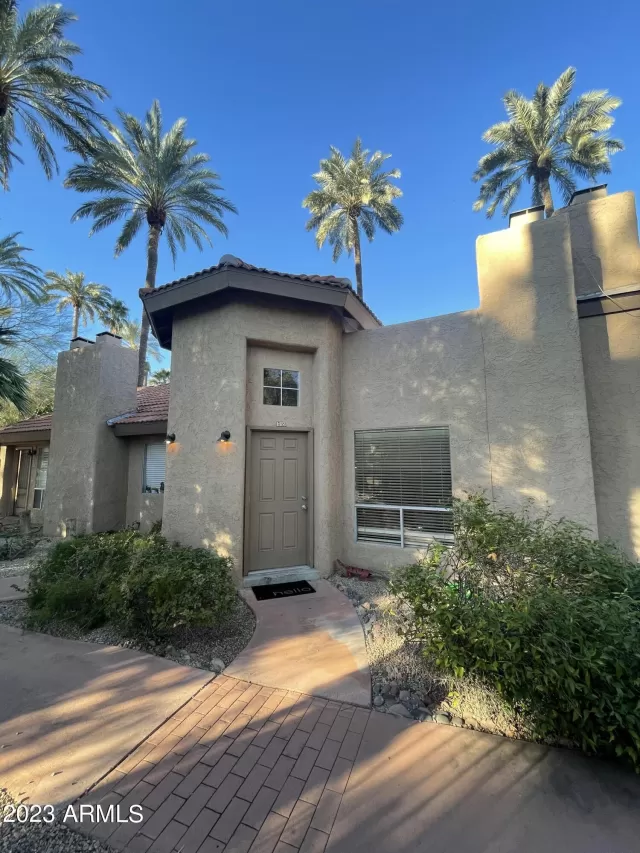 MLS: 6615067 Condo For Sale