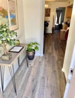 Photo #5: 6615067 Listing