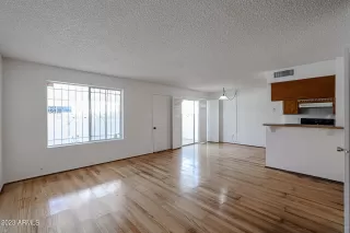 Photo #2: 6615106 Listing