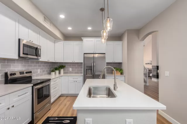 MLS: 6615351 Condo For Sale