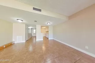 Photo #3: 6615466 Listing