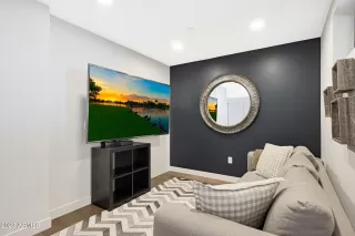 Photo #4: 6615542 Listing