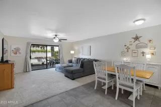 Photo #3: 6615590 Listing 