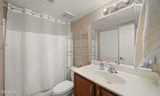Photo #2: 6616117 Listing