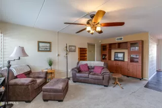 Photo #4: 6616363 Listing