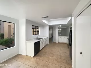 Photo #5: 6616463 Listing 