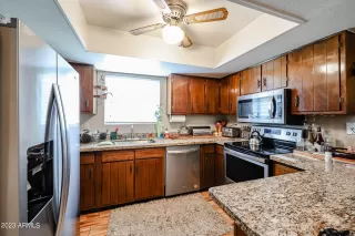 Photo #5: 6616594 Listing