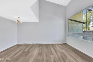 Photo #2: 6616600 Listing