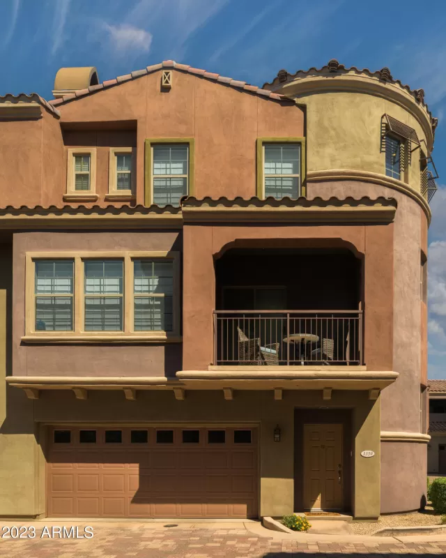 MLS: 6616627 Condo For Sale