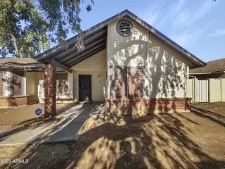 Click for more information on MLS # 6616940 : 8520 W PALM LANE#1013 More Details about MLS # 6616940 : 8520 W PALM LANE#1013